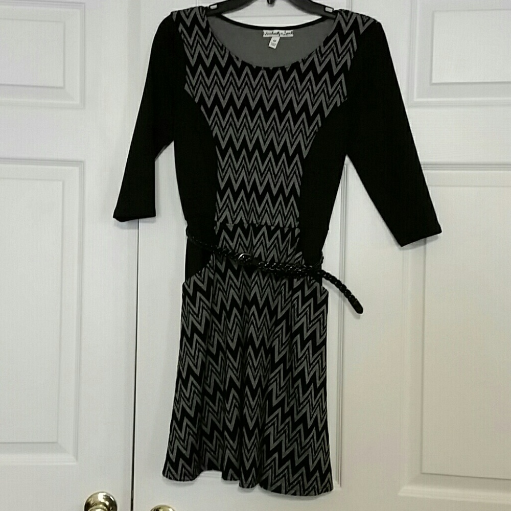 Juniors dress